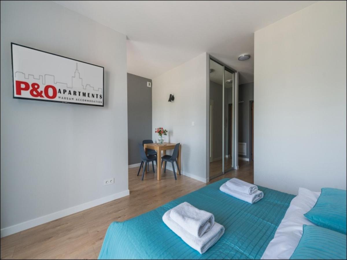 Okecie Airport Studio Bakalarska 2 P&O Serviced Apartments ワルシャワ エクステリア 写真